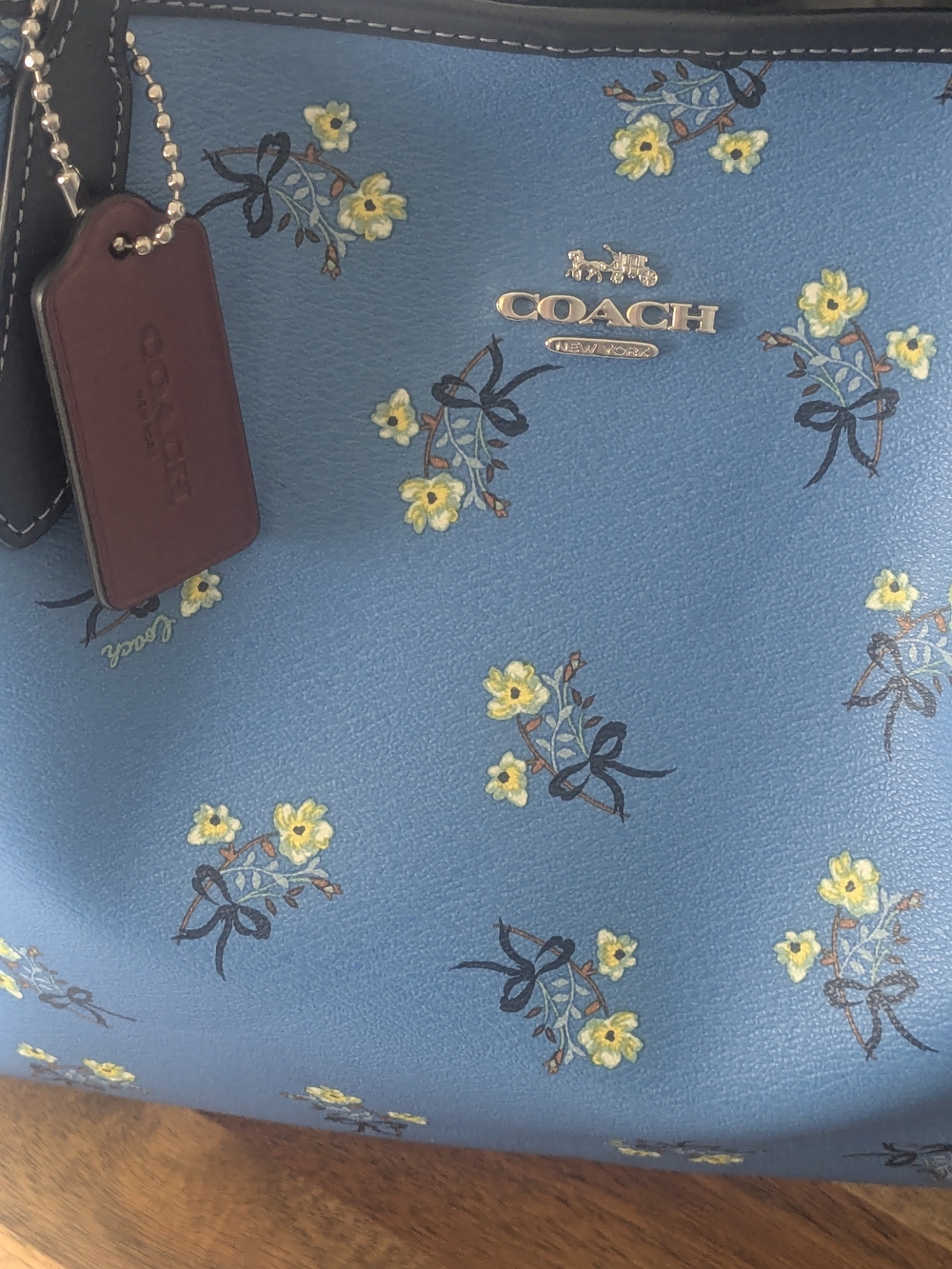 Coach City Tote Blue Floral Bow Print Pebbled Leather Shoulder Bag Large - Picture 6 of 16